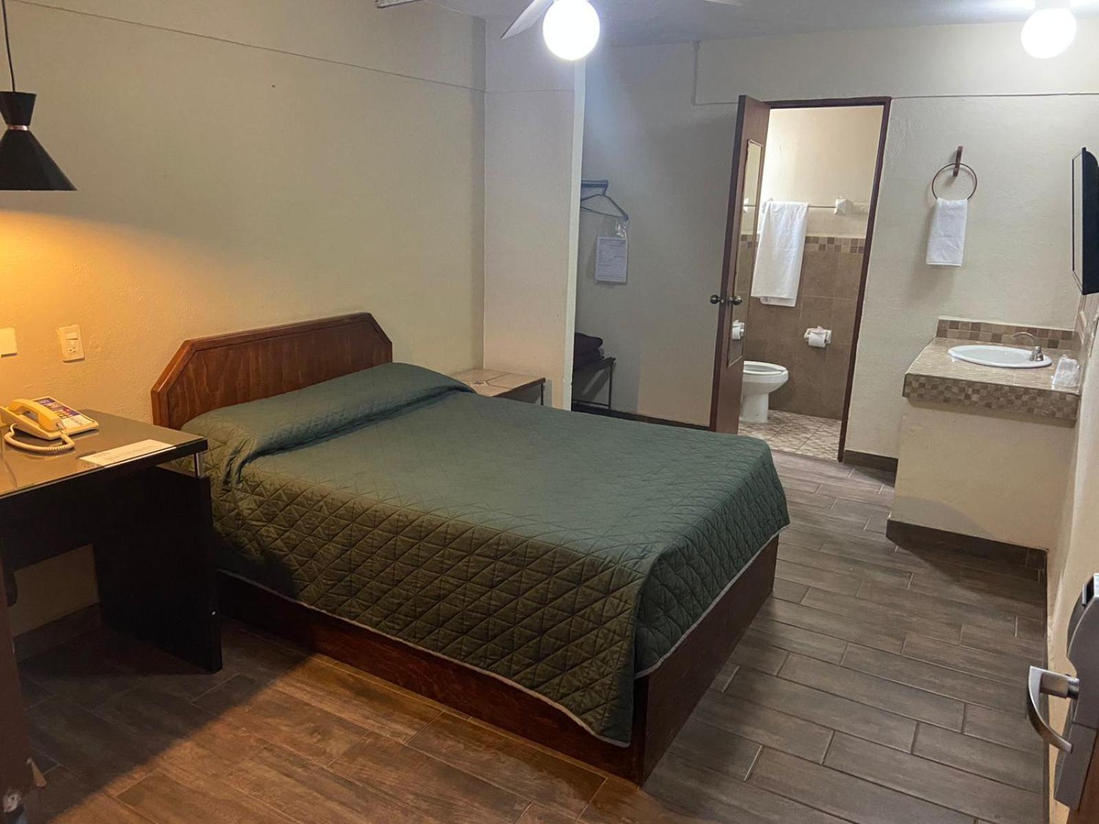 Hotel Suites Kino Hermosillo Exterior foto