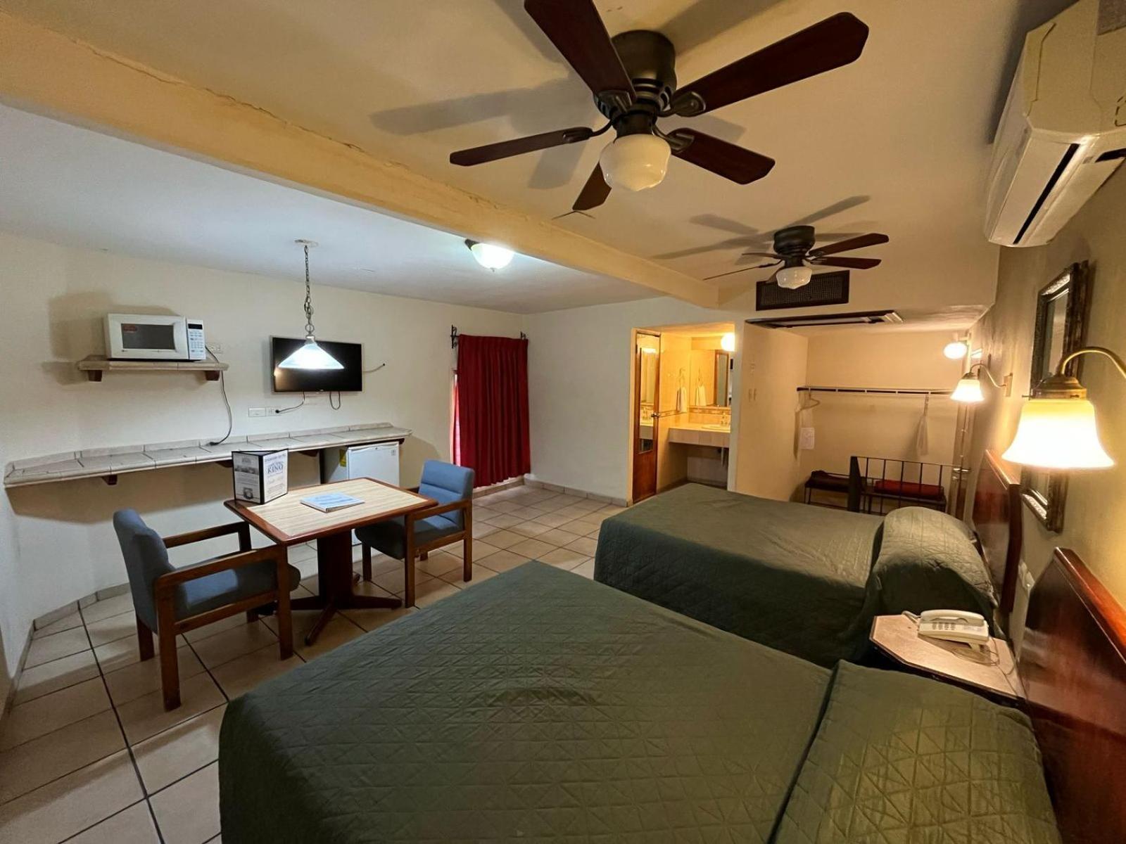 Hotel Suites Kino Hermosillo Exterior foto
